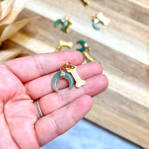 Green Aventurine and Bone Charms , Dog Charms, Gifts, Crystals - Green - Picture 5 of 6